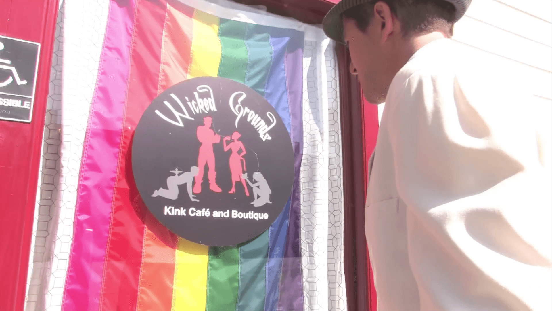 Peter Visits Wicked Grounds Cafe
